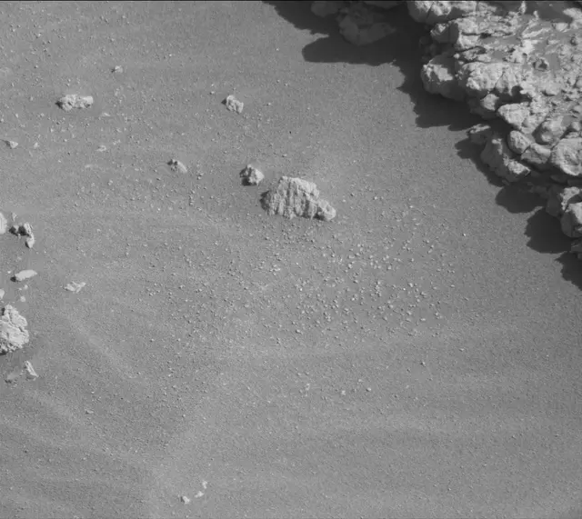 Sol 2611: Mast Camera (Mastcam)