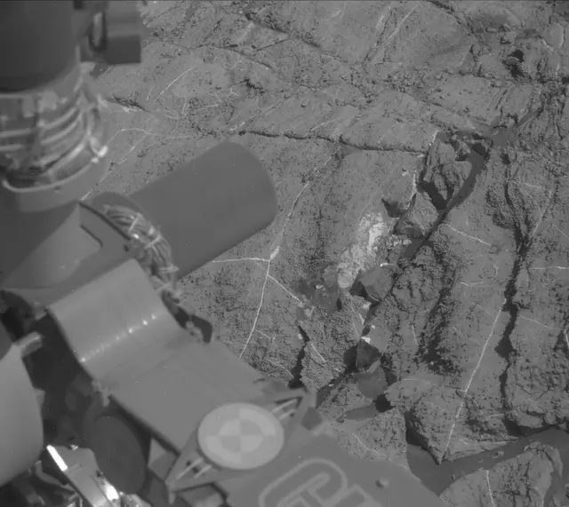 Sol 2613: Mast Camera (Mastcam)