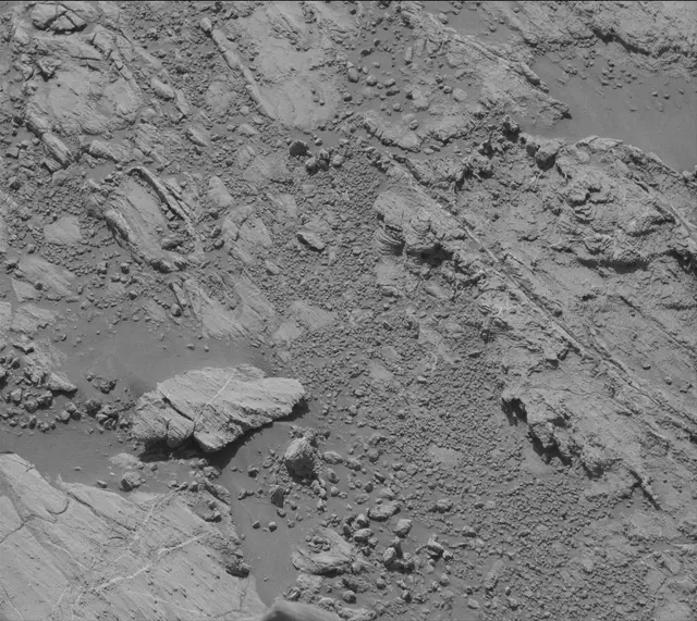 Sol 2613: Mast Camera (Mastcam)