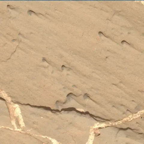 Sol 2613: Mars Hand Lens Imager (MAHLI)