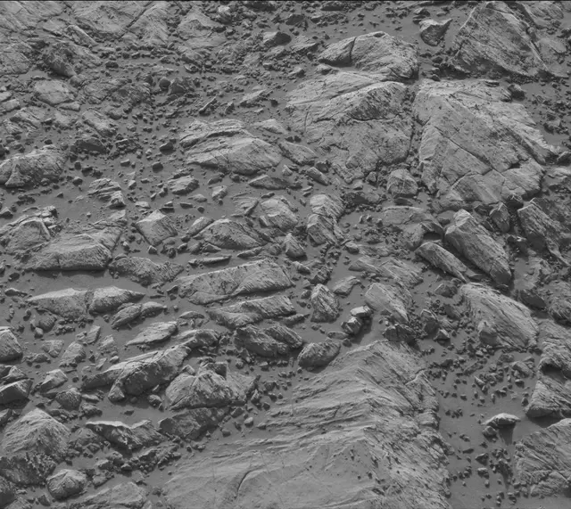 Sol 2616: Mast Camera (Mastcam)