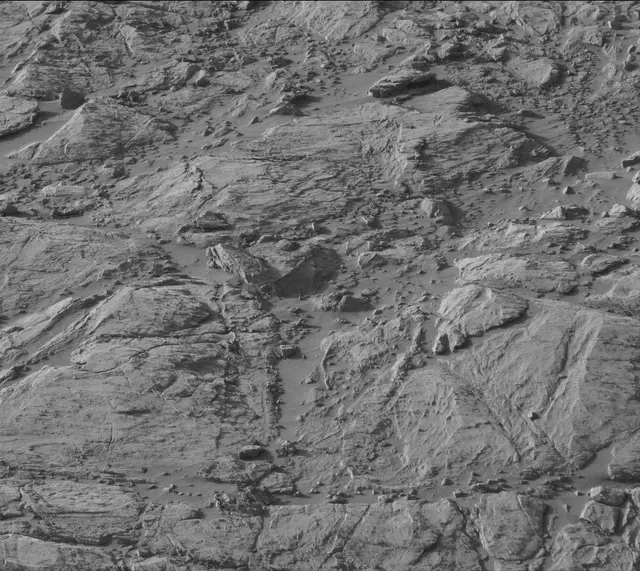 Sol 2616: Mast Camera (Mastcam)