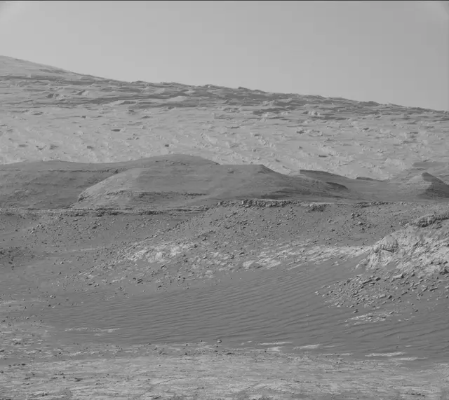 Sol 2617: Mast Camera (Mastcam)