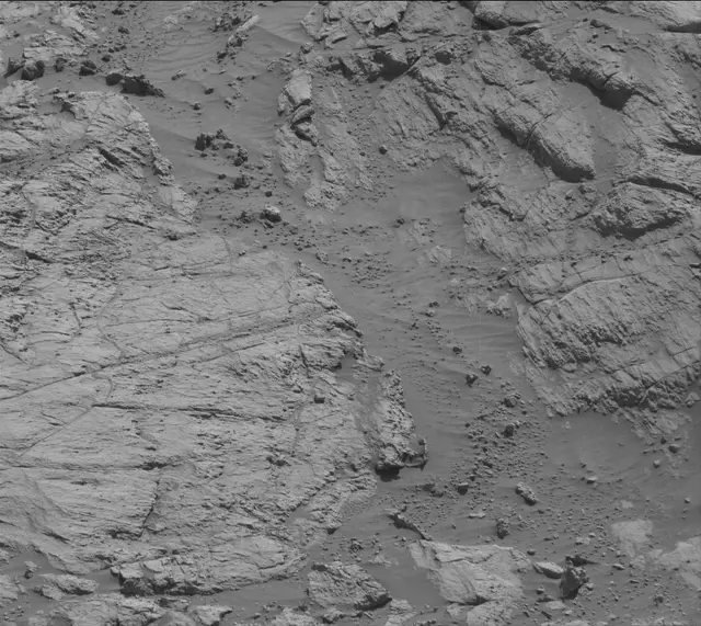 Sol 2617: Mast Camera (Mastcam)