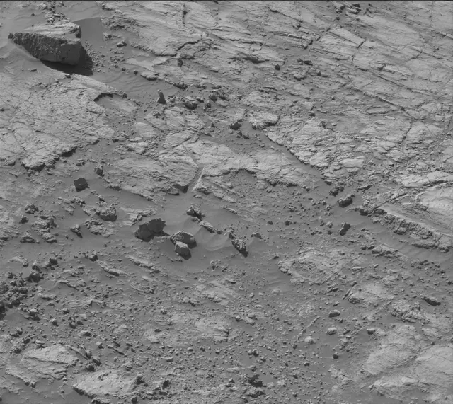 Sol 2617: Mast Camera (Mastcam)
