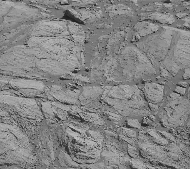 Sol 2617: Mast Camera (Mastcam)