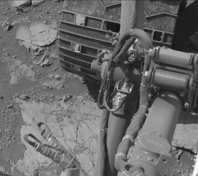 Sol 2617: Mast Camera (Mastcam)