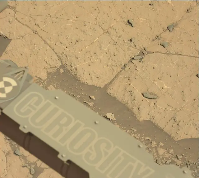 Sol 2618: Mast Camera (Mastcam)