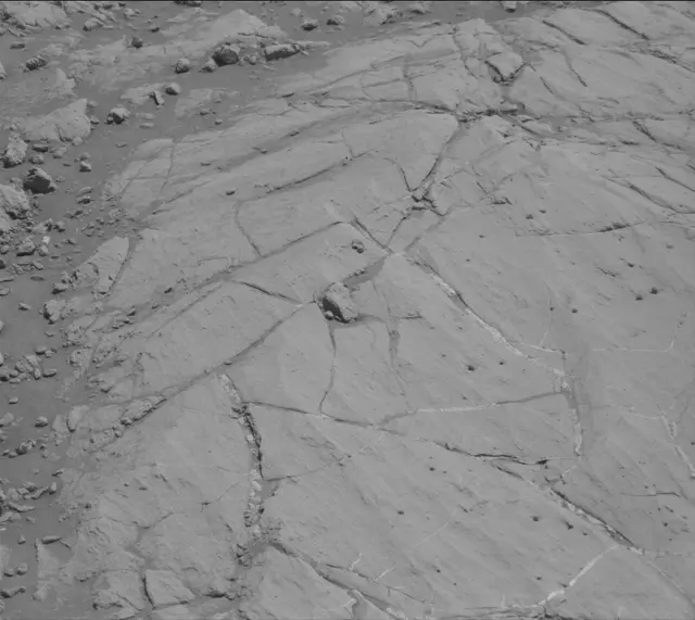 Sol 2618: Mast Camera (Mastcam)