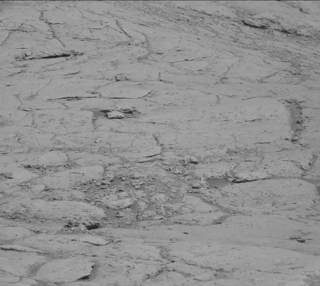 Sol 2618: Mast Camera (Mastcam)