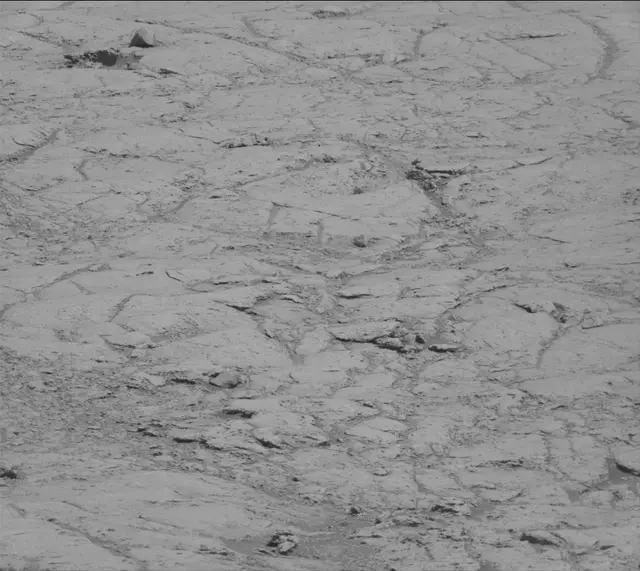 Sol 2618: Mast Camera (Mastcam)