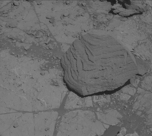 Sol 2620: Mast Camera (Mastcam)