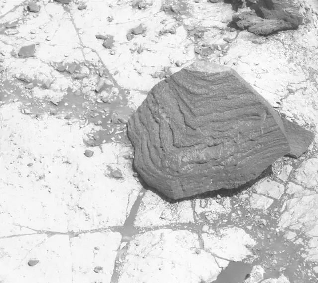 Sol 2620: Mast Camera (Mastcam)