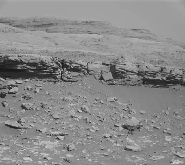 Sol 2620: Mast Camera (Mastcam)