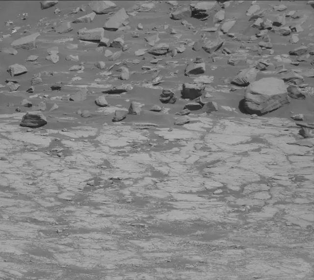 Sol 2620: Mast Camera (Mastcam)