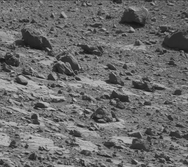 Sol 2620: Mast Camera (Mastcam)