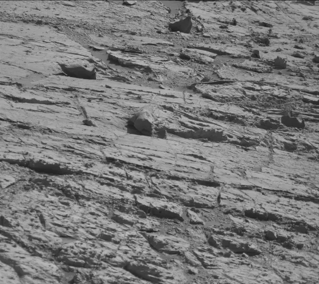 Sol 2620: Mast Camera (Mastcam)