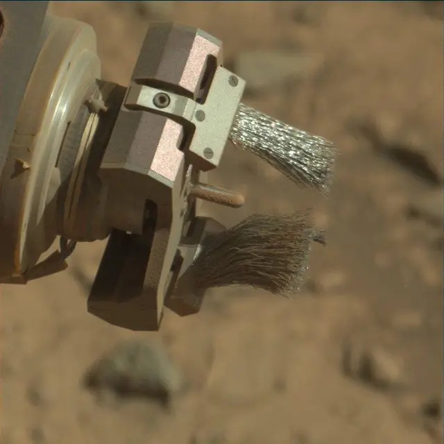 Sol 2631: Mast Camera (Mastcam)