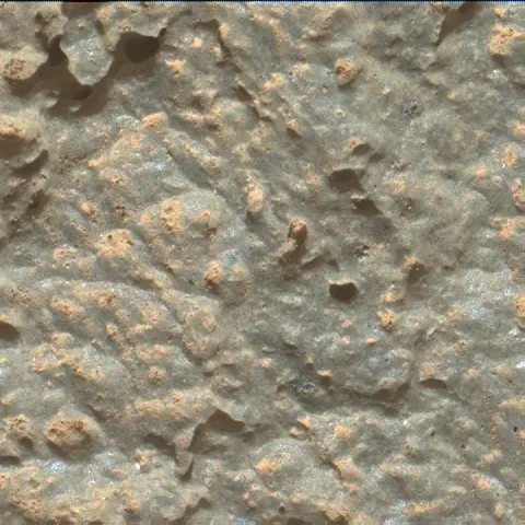 Sol 2631: Mars Hand Lens Imager (MAHLI)
