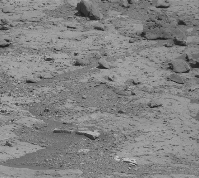 Sol 2632: Mast Camera (Mastcam)