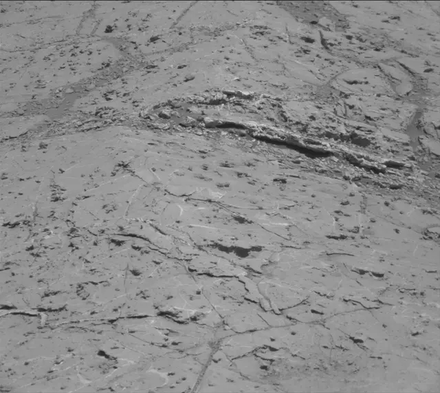 Sol 2632: Mast Camera (Mastcam)