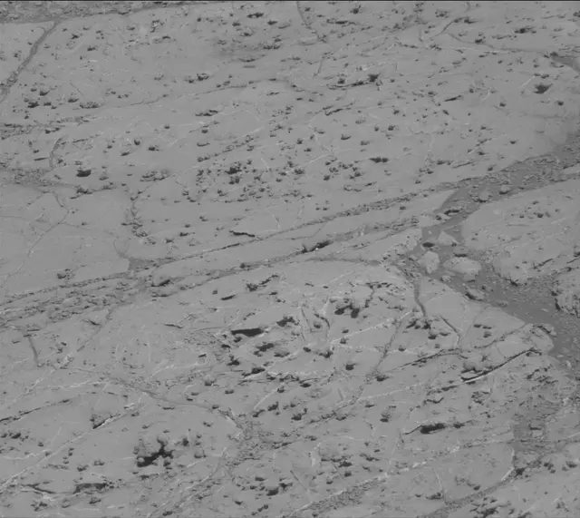 Sol 2632: Mast Camera (Mastcam)