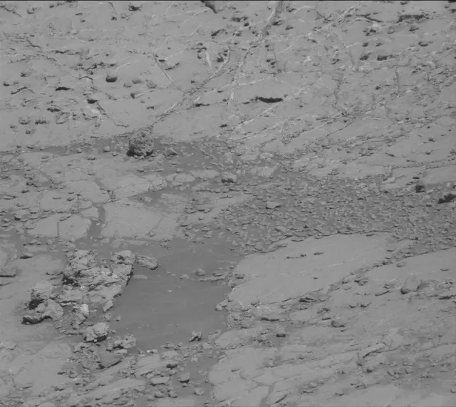 Sol 2632: Mast Camera (Mastcam)