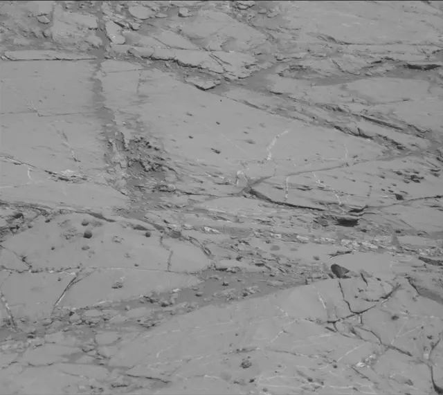 Sol 2632: Mast Camera (Mastcam)