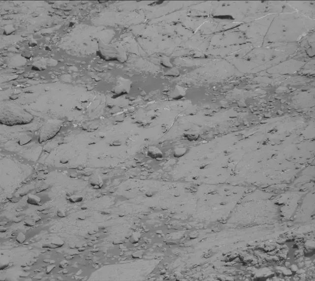 Sol 2632: Mast Camera (Mastcam)