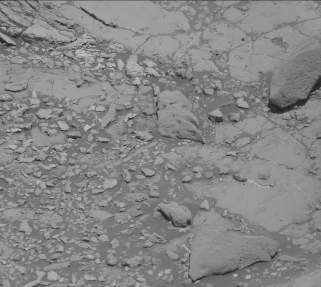 Sol 2632: Mast Camera (Mastcam)