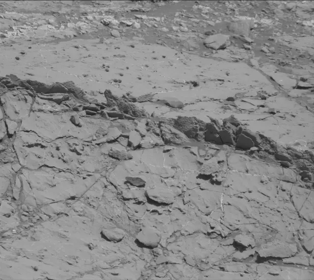 Sol 2632: Mast Camera (Mastcam)