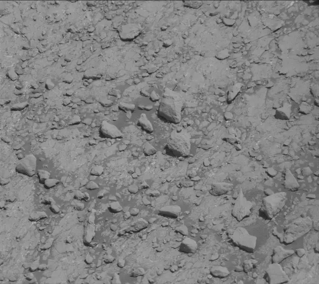 Sol 2632: Mast Camera (Mastcam)