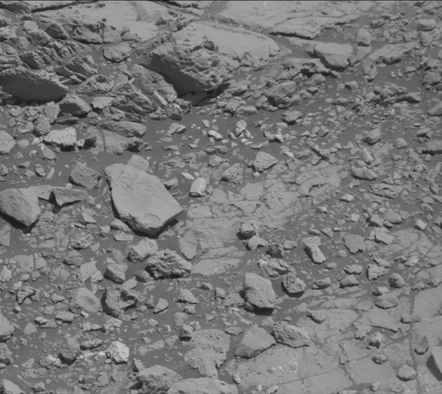 Sol 2632: Mast Camera (Mastcam)