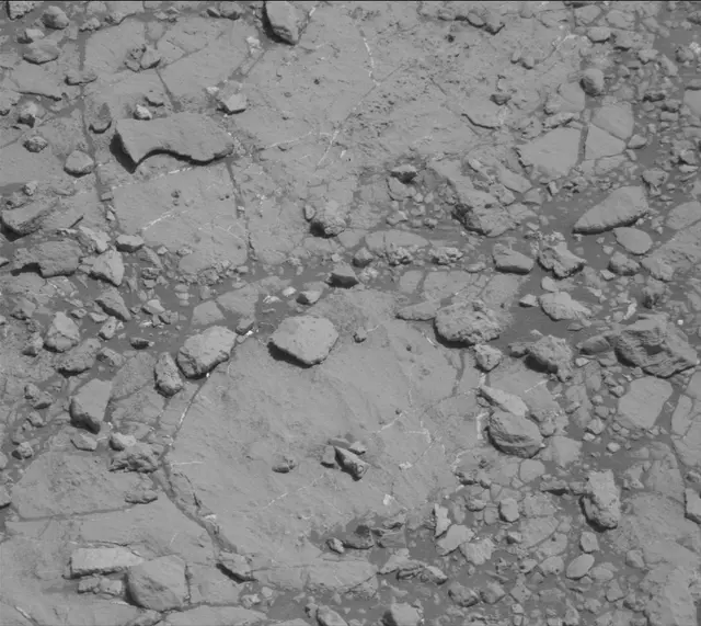 Sol 2632: Mast Camera (Mastcam)