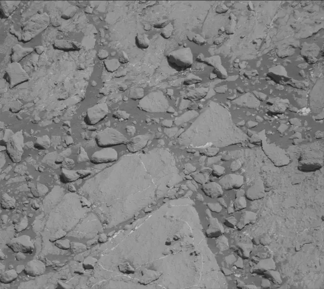 Sol 2632: Mast Camera (Mastcam)