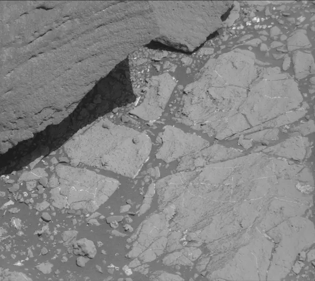 Sol 2632: Mast Camera (Mastcam)