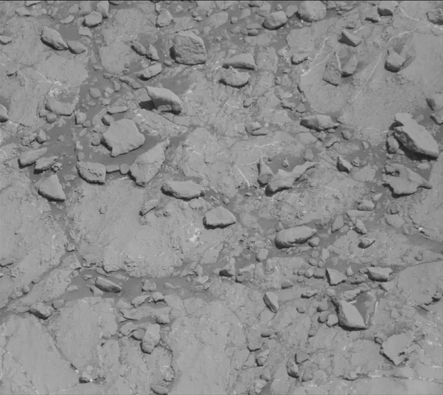 Sol 2632: Mast Camera (Mastcam)