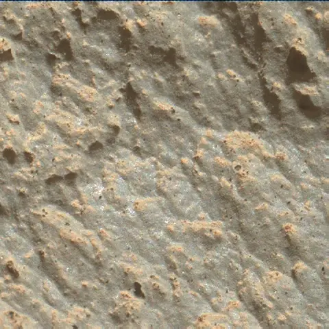 Sol 2632: Mars Hand Lens Imager (MAHLI)