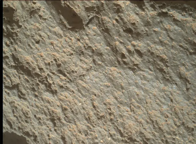 Sol 2632: Mars Hand Lens Imager (MAHLI)