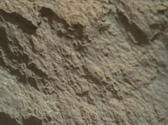 Sol 2632: Mars Hand Lens Imager (MAHLI)