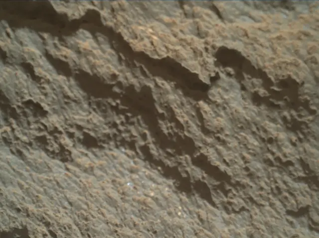 Sol 2632: Mars Hand Lens Imager (MAHLI)