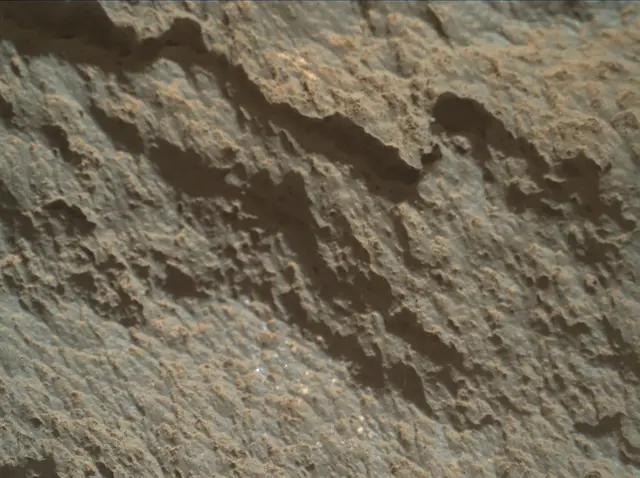 Sol 2632: Mars Hand Lens Imager (MAHLI)