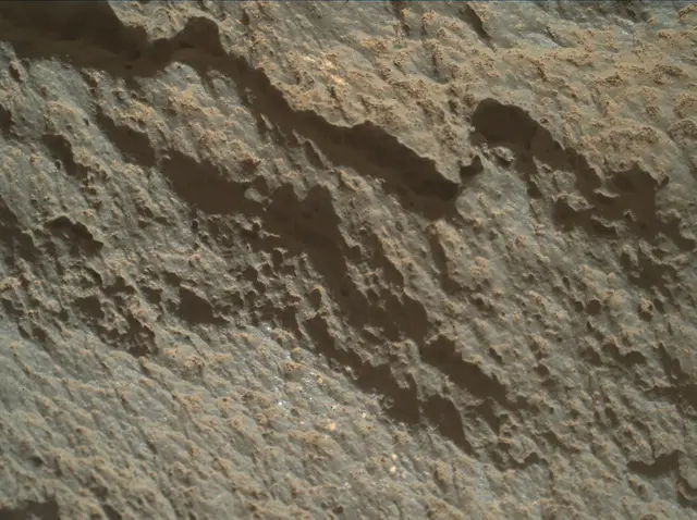 Sol 2632: Mars Hand Lens Imager (MAHLI)