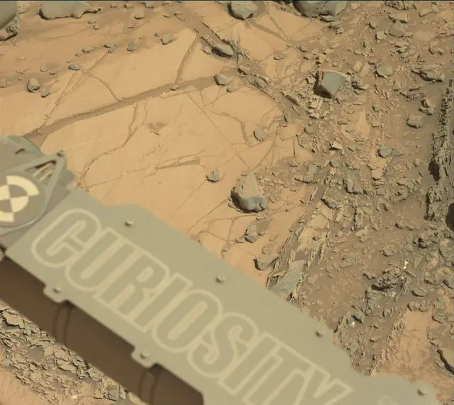 Sol 2633: Mast Camera (Mastcam)