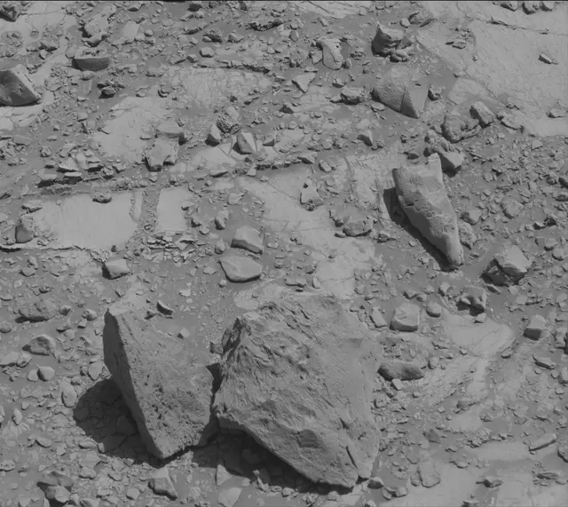 Sol 2633: Mast Camera (Mastcam)