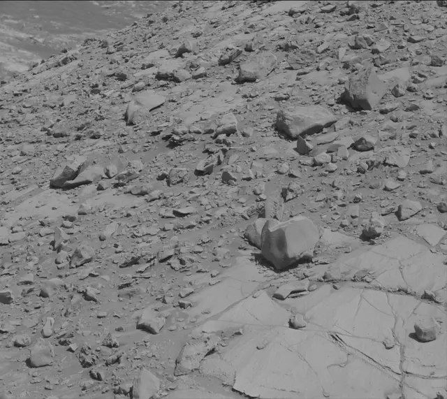 Sol 2633: Mast Camera (Mastcam)