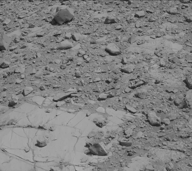 Sol 2633: Mast Camera (Mastcam)