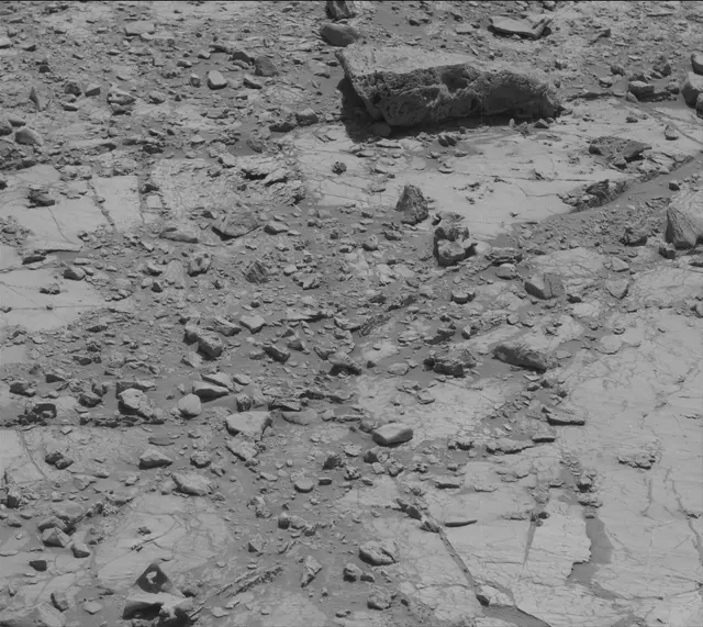 Sol 2633: Mast Camera (Mastcam)