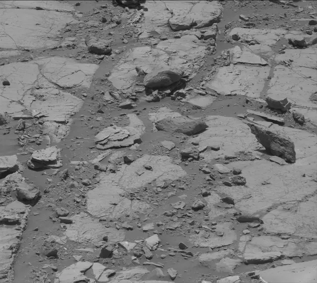 Sol 2633: Mast Camera (Mastcam)