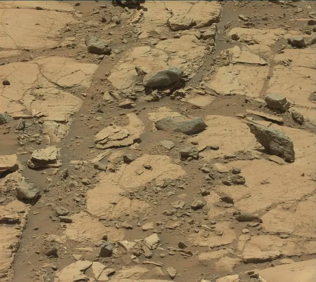 Sol 2633: Mast Camera (Mastcam)